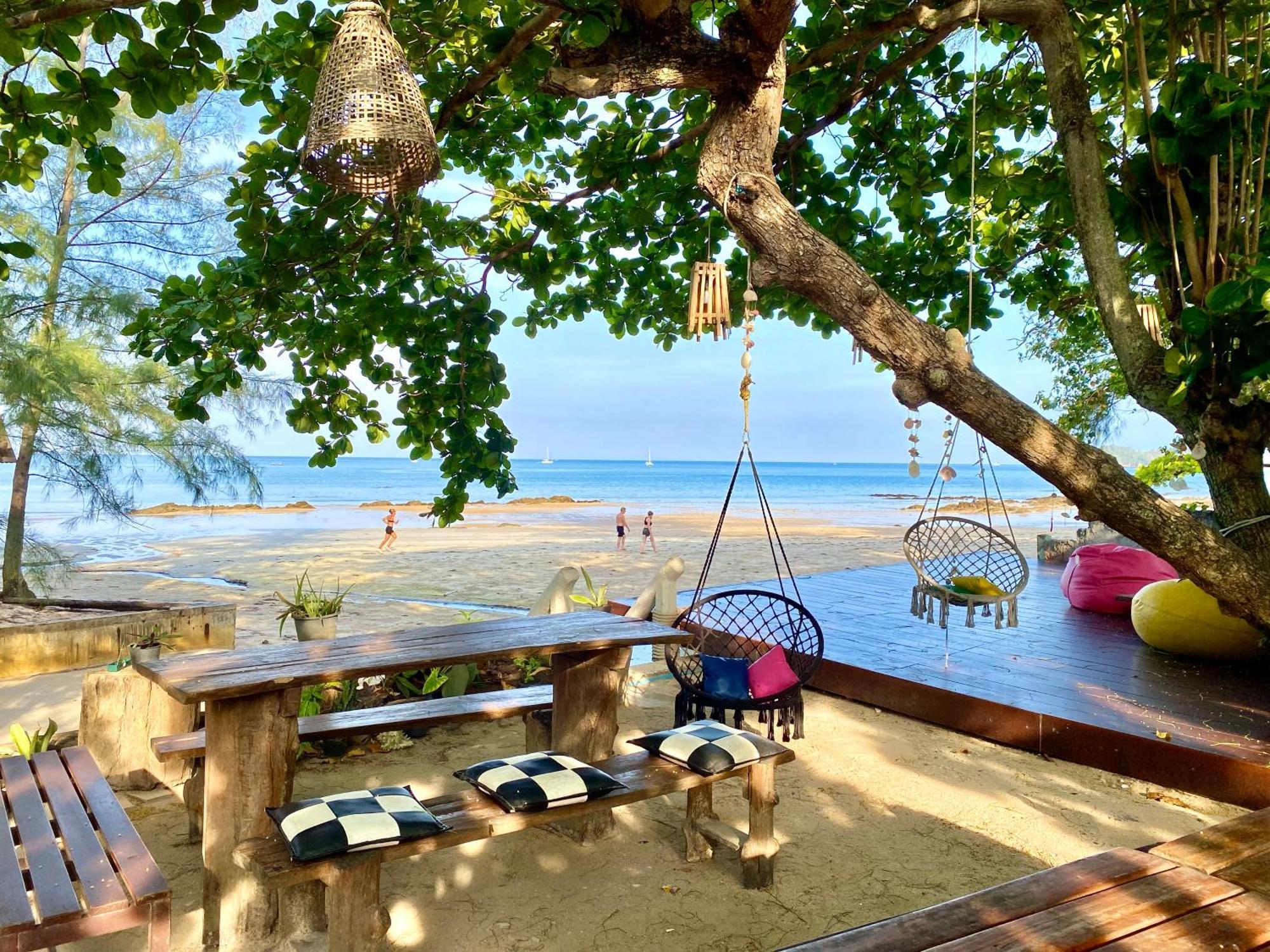 Coconut Lanta Resort @Klong Dow Beach Krabi town Exteriör bild