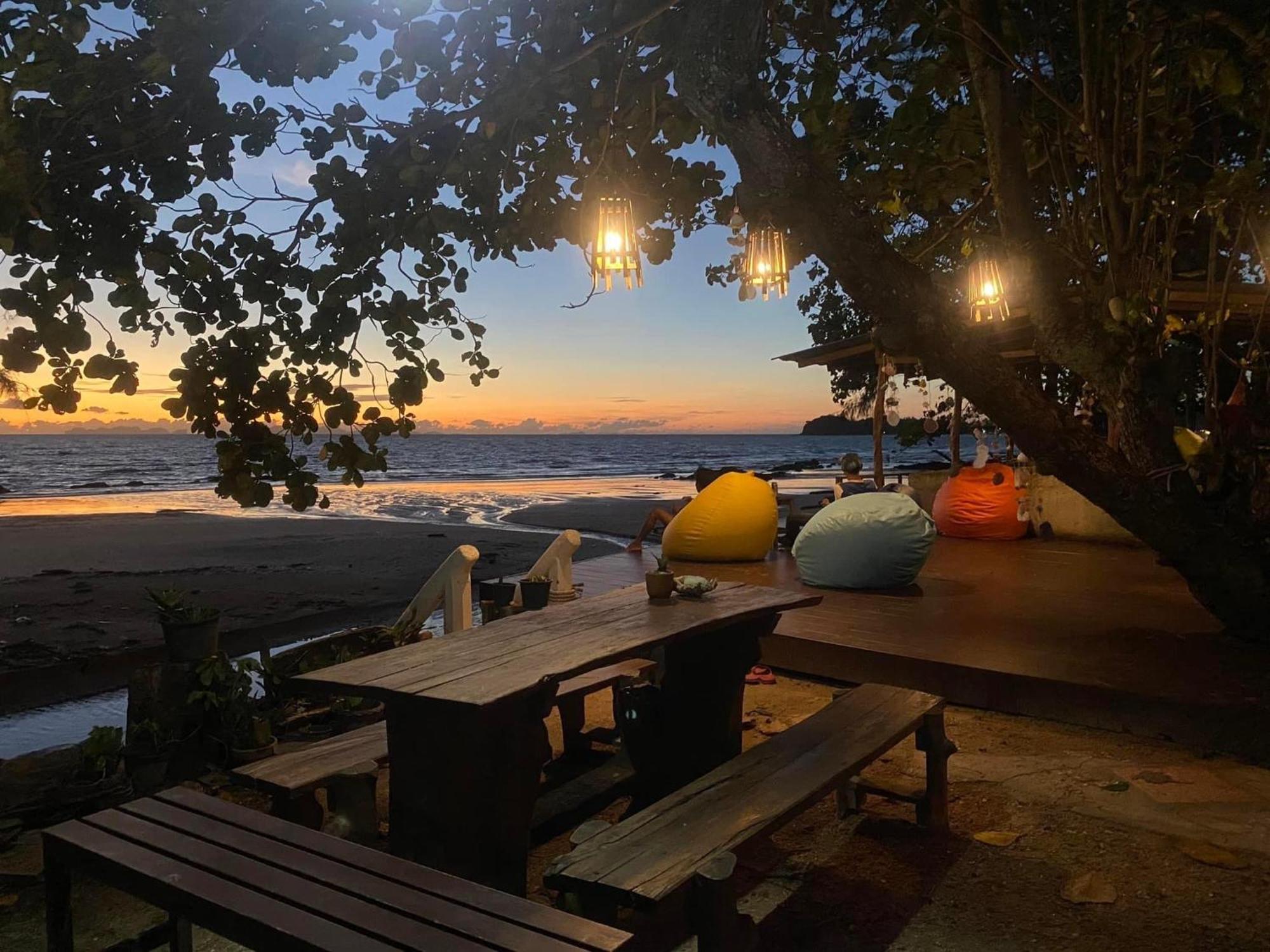 Coconut Lanta Resort @Klong Dow Beach Krabi town Exteriör bild