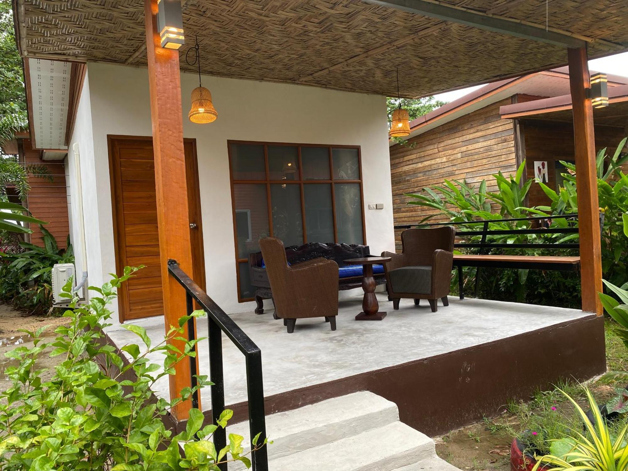 Coconut Lanta Resort @Klong Dow Beach Krabi town Exteriör bild